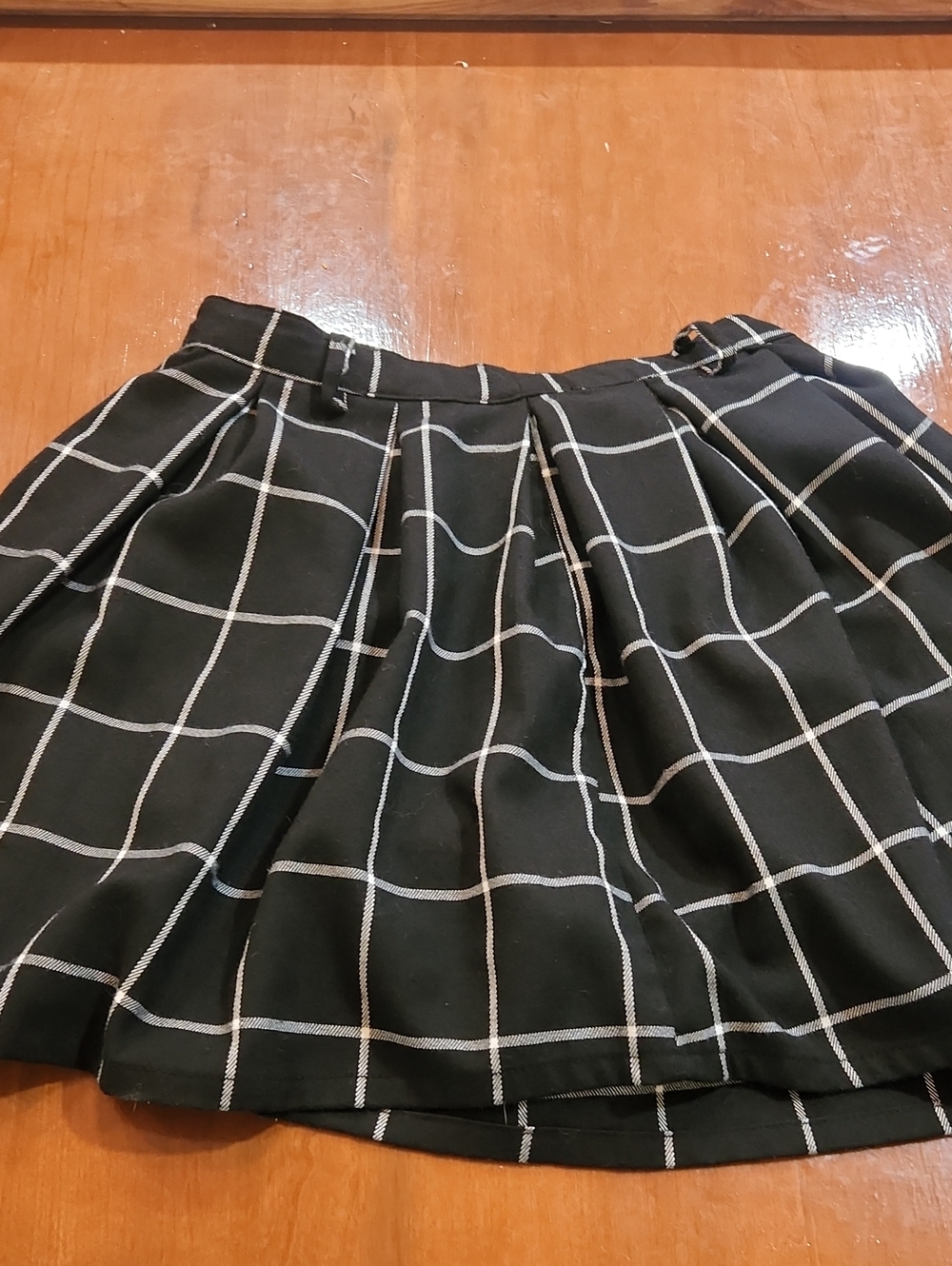 Hot Topic Black Windowpane Pleated Skater Skirt